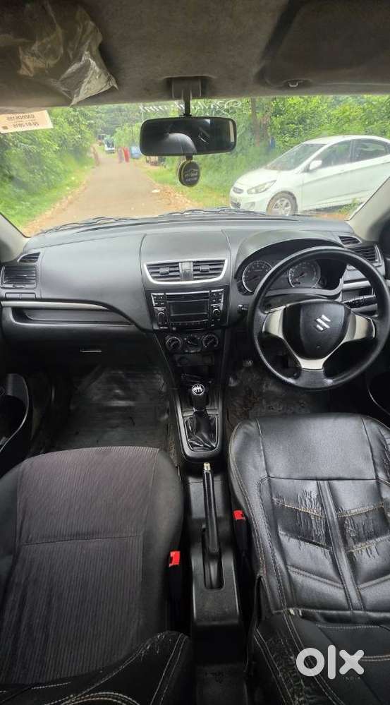 Maruti Suzuki Swift Vxi + Manual, 2015, Petrol