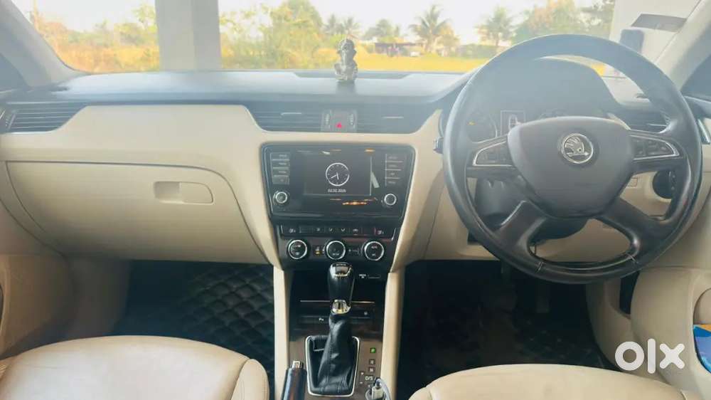 Skoda Octavia Elegance At 2.0 Cr Tdi 2016