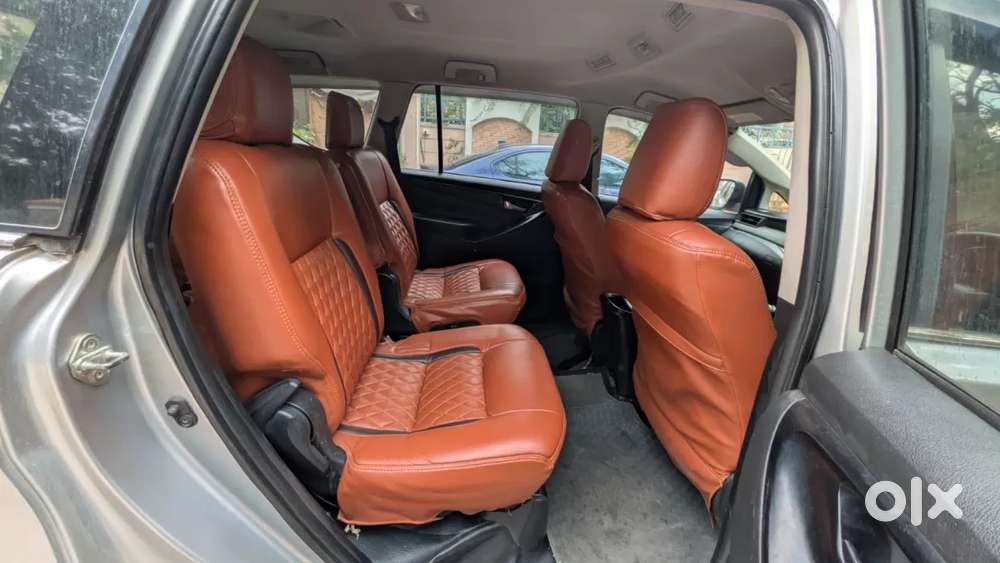 Toyota Innova Crysta [2020-ongoing] 2.4 Gx 7 Str, 2017, Diesel