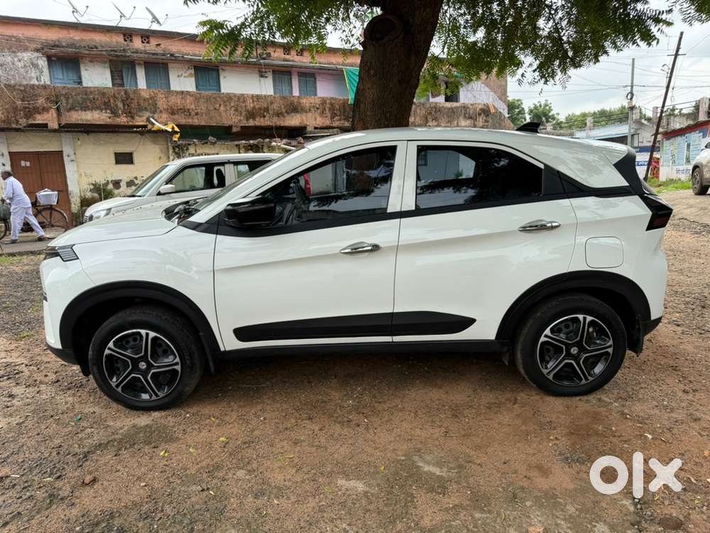Tata Nexon Smart Plus 2024 Icng