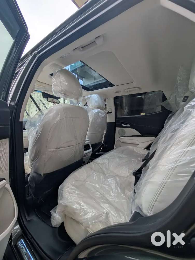 Sky Roof, Good Infotainment System