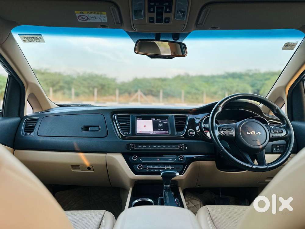 Kia Carnival Limousine Plus 7 Str, 2022, Diesel