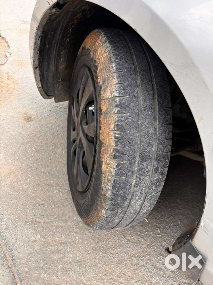 2011 Maruti Swift Lxi