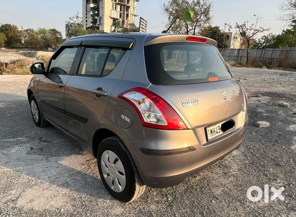 Maruti Suzuki Swift 1.2 Vxi (o), 2017, Petrol