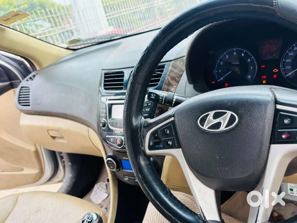 Hyundai Verna 2012 Car