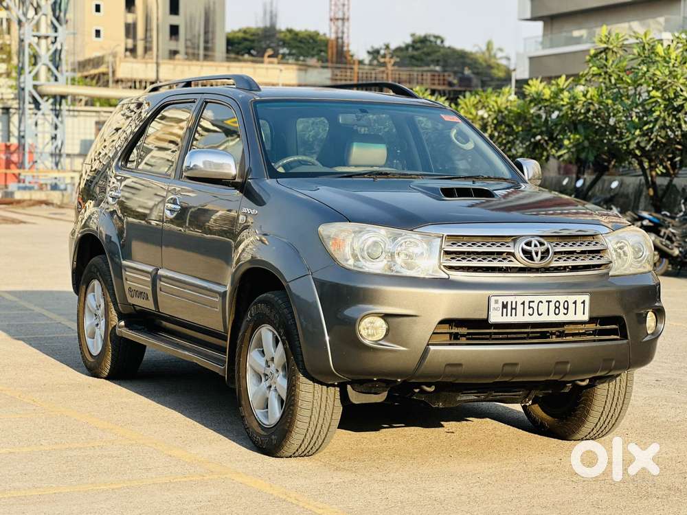 Toyota Fortuner 3.0 4x4 Manual, 2011, Diesel
