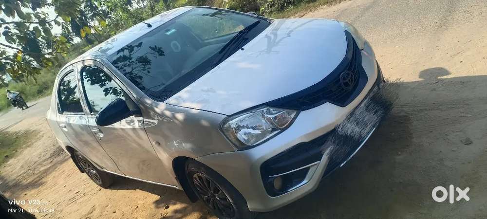 Toyota Etios 2015 Diesel 195000 Km Driven
