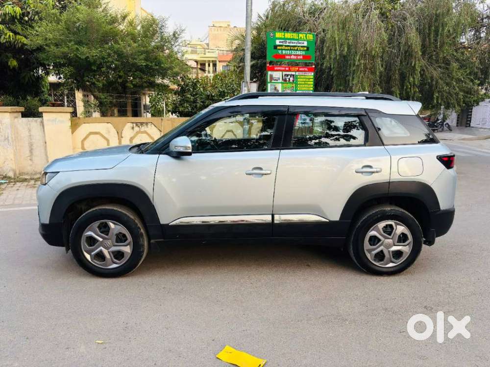 Maruti Suzuki Brezza 1.5 Vxi Smart Hybrid, 2024, Petrol