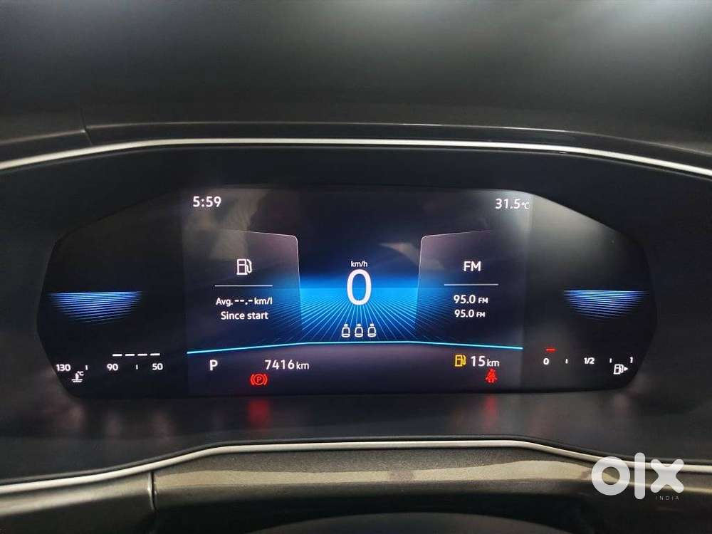 Volkswagen Taigun 1.0 Tsi Topline At, 2025