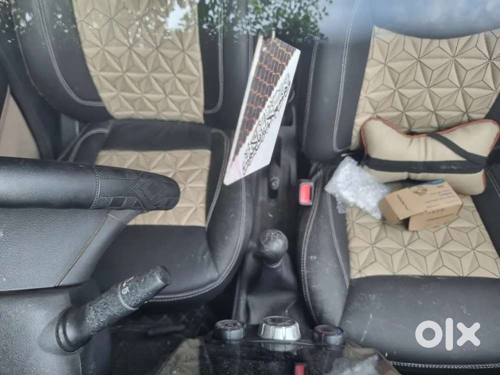 Hyundai Eon Era 2014 With Big Alloy Wheels And Tyres