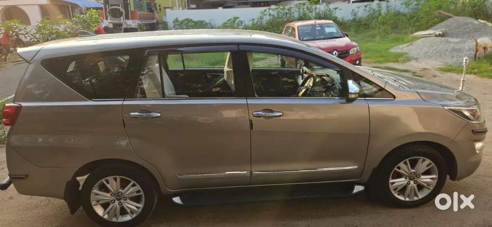 Toyota Innova Crysta, 2016, Diesel