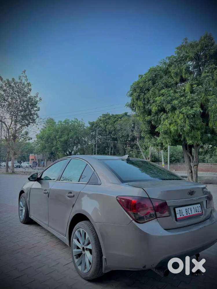 Chevrolet Cruze 2011 Diesel 130000 Km Driven