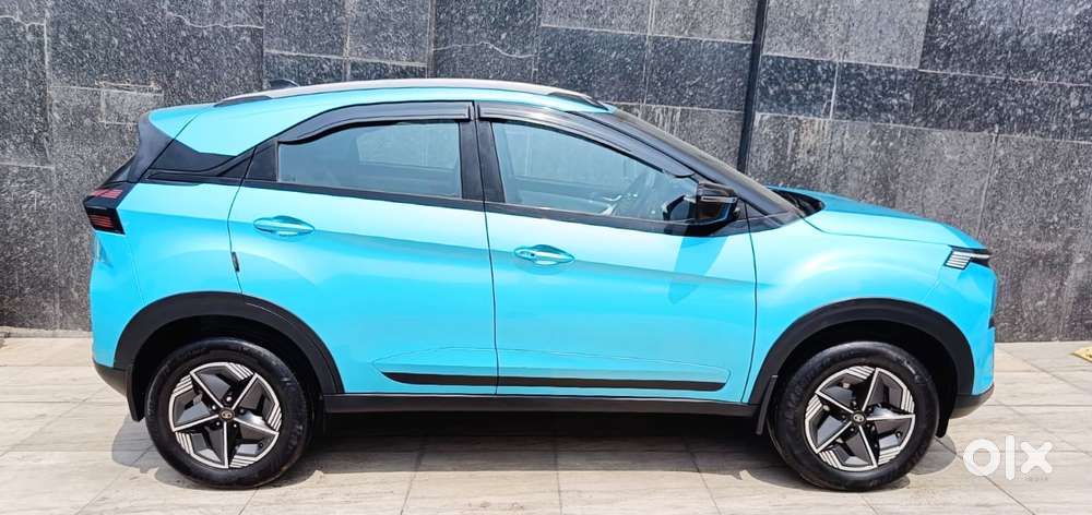 Tata Nexon Creative 1.2 Revotron Petrol 6 Mt, 2025, Cng & Hybrids