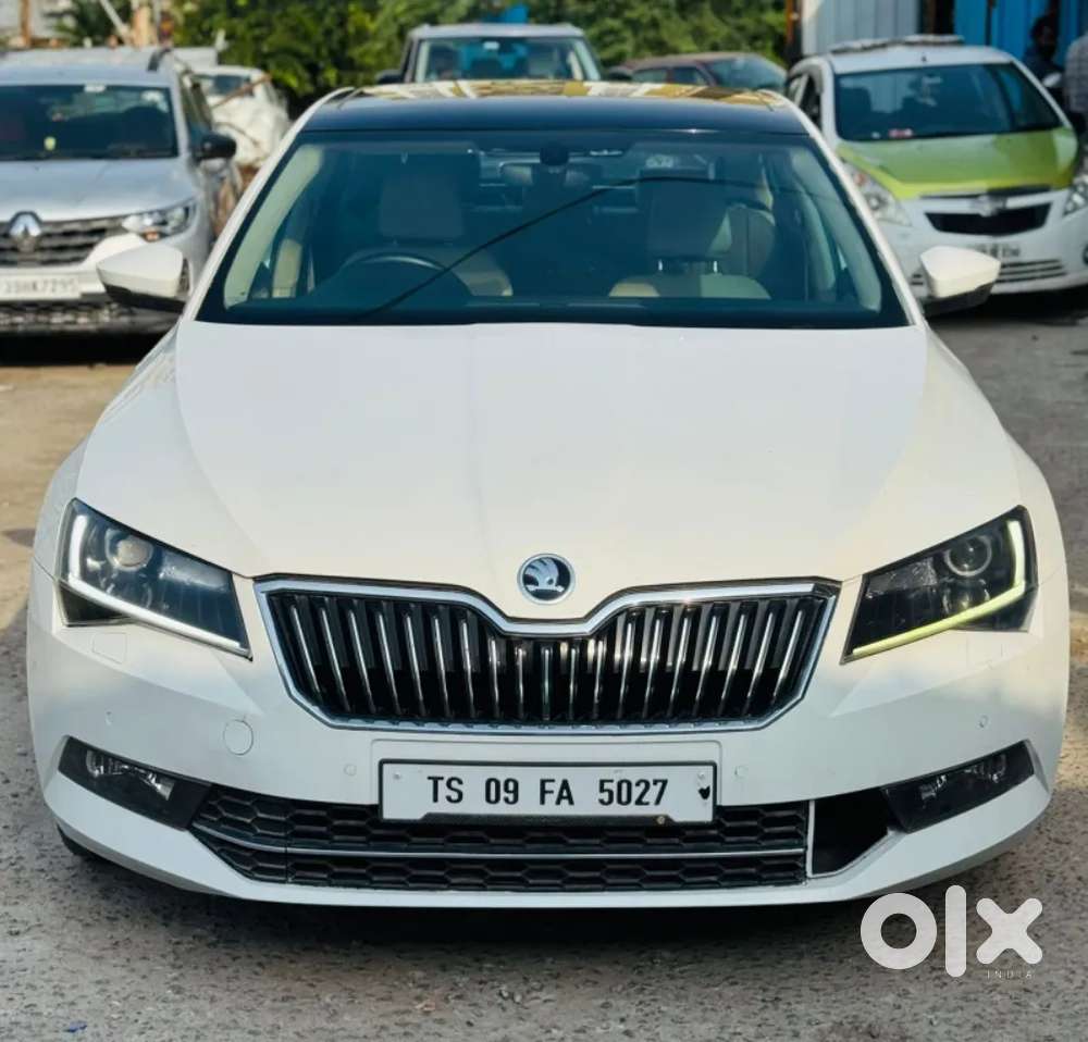 Skoda Superb [ ] 1.8 Style Tsi At, 2018, Petrol