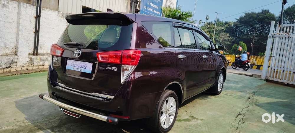 Toyota Innova Crysta 2.8 Z, 2019