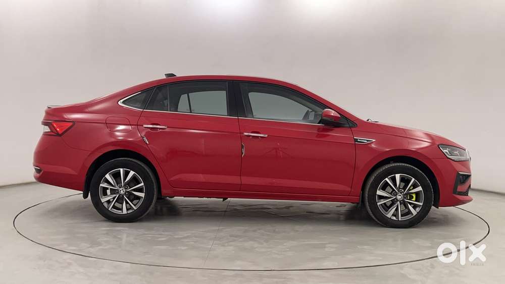 Skoda Slavia Style 1.0l Tsi Mt, 2023, Petrol