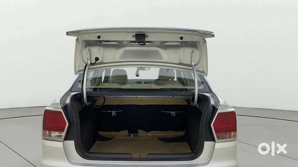 Volkswagen Ameo 1.2 Mpi Highline 16 Alloy, 2017, Petrol