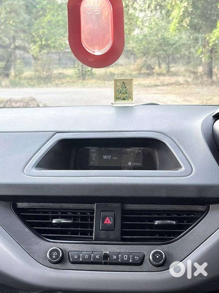 Tata Nexon 1.2 Revotron Xm (s), 2023, Petrol