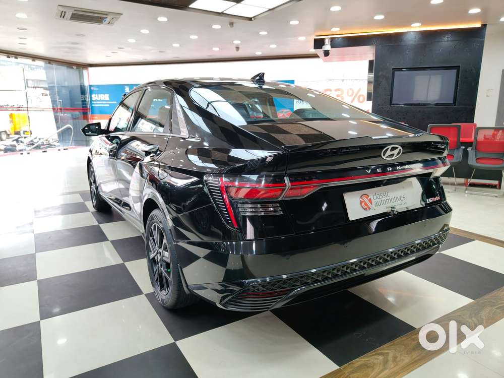Hyundai Verna 1.0 Sx (o) Turbo Gdi Dct, 2024, Petrol