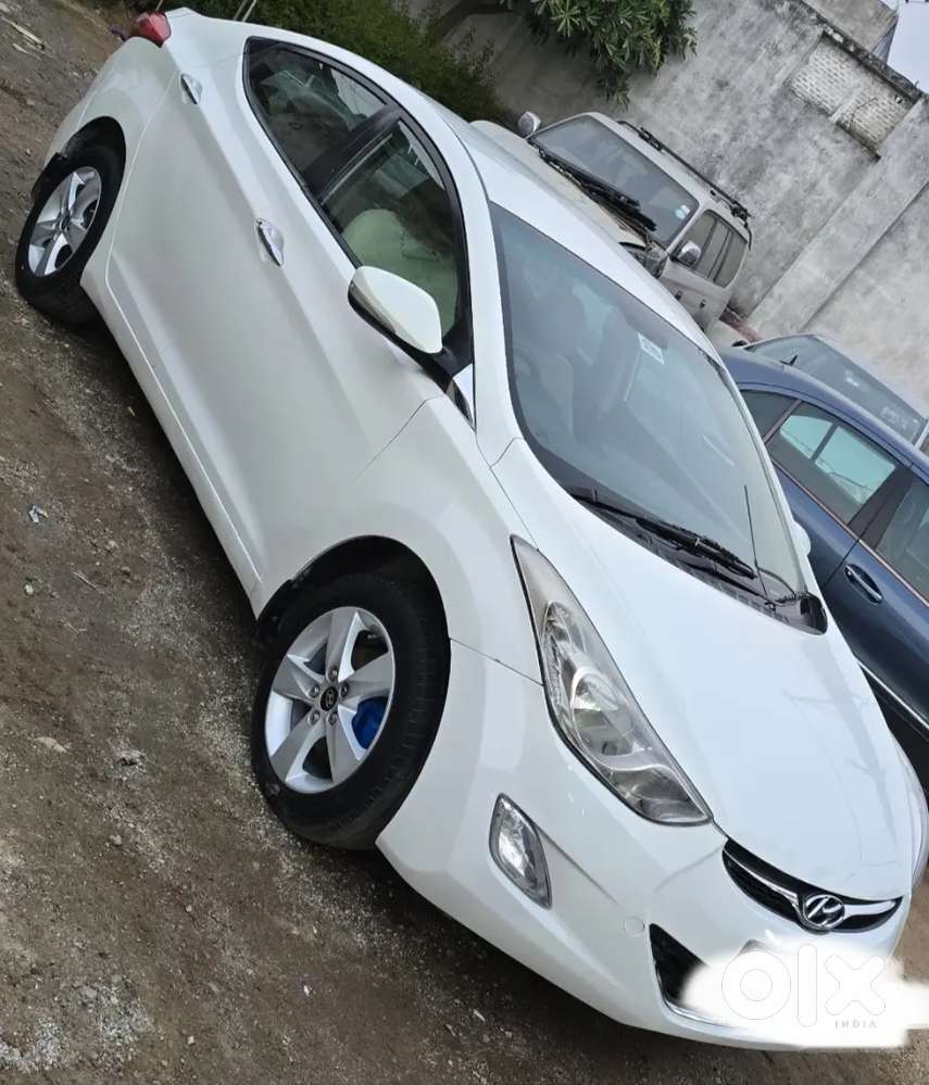 Hyundai Elantra 2012 Diesel 89000 Km Driven