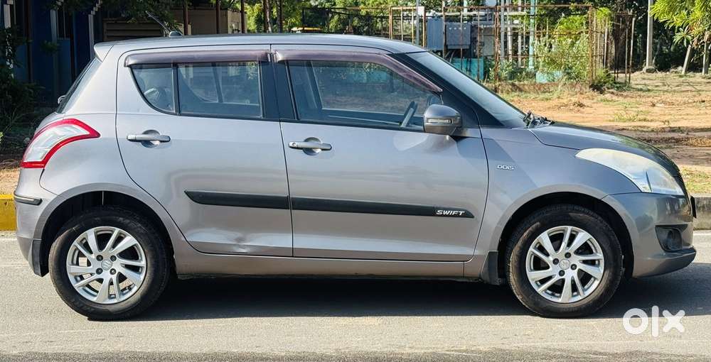 Maruti Suzuki Swift Zdi Plus, 2013, Diesel