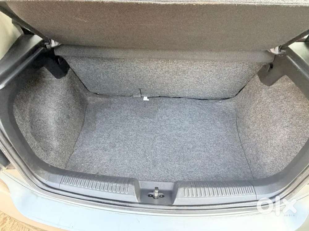Volkswagen Polo 1.2, Petrol 2019 Model // Highline Topend // 87000 Km