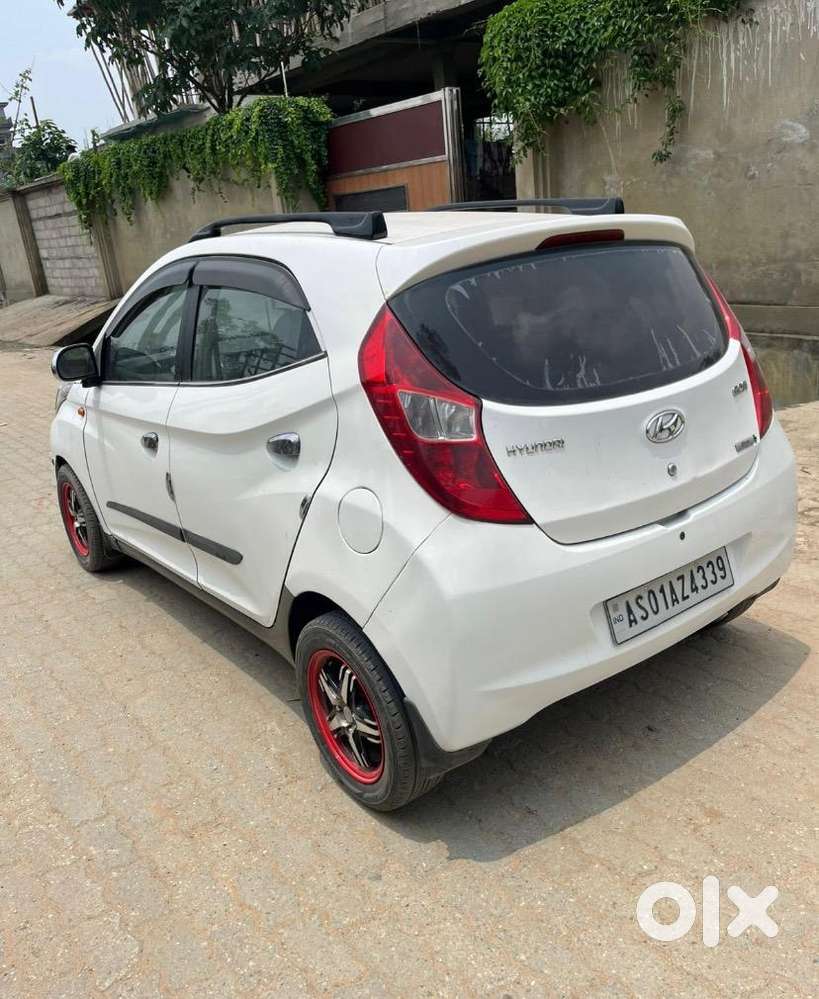 Hyundai Eon Era+ Next To Showroom Condition