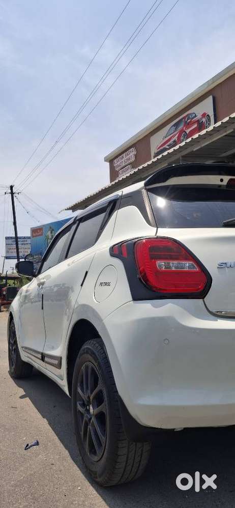 Maruti Suzuki Swift 2018 Zxi, 2019, Petrol