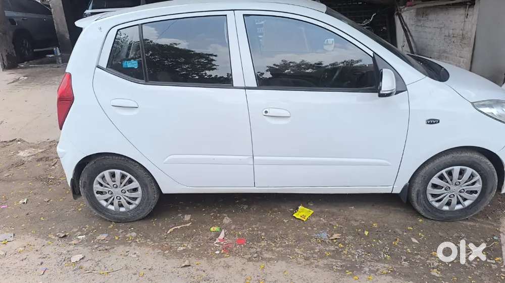 Hyundai I10 1.2 Sportz 2013