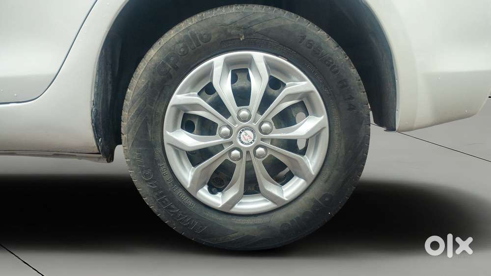 Maruti Suzuki Swift Dzire 1.3 Vxi, 2015, Petrol