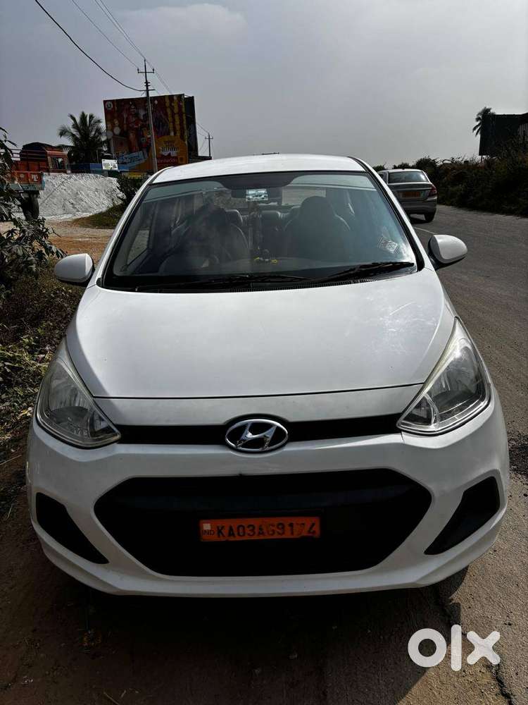 Hyndai Xcent Diesel Yellow Board