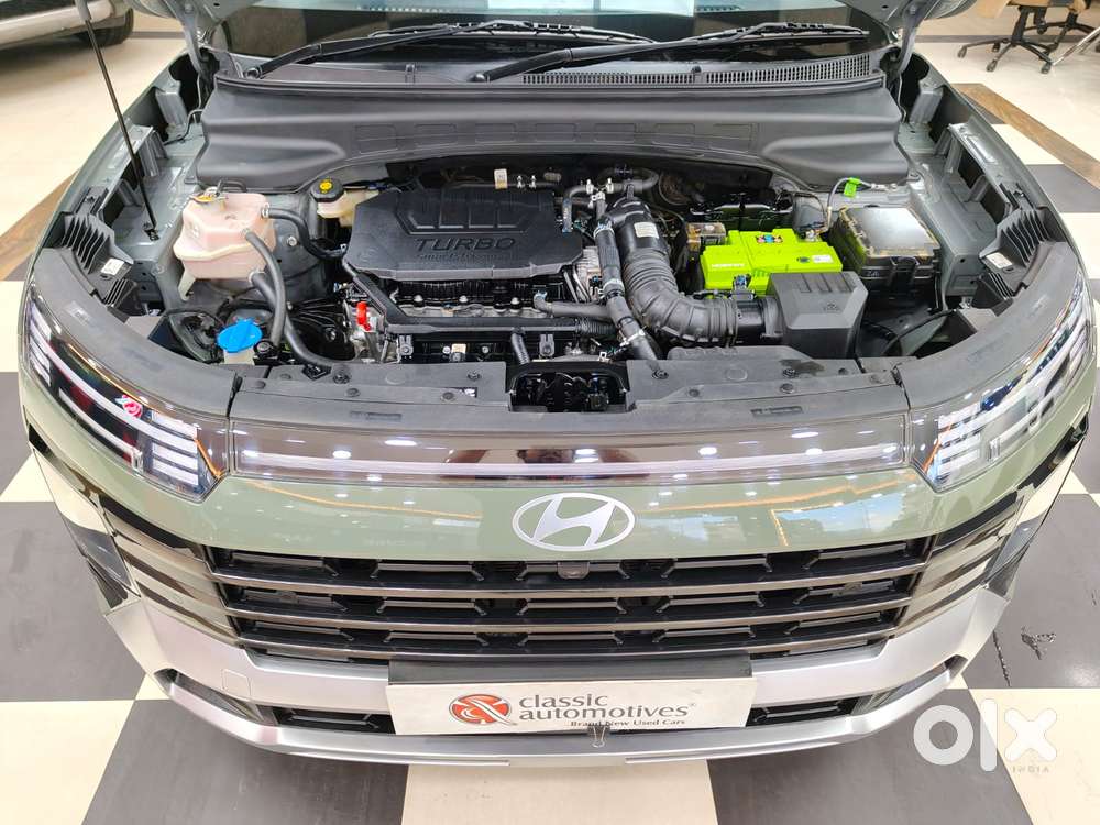 Hyundai Alcazar 2.0 Signature (o) Petrol At 7 Str, 2024, Petrol