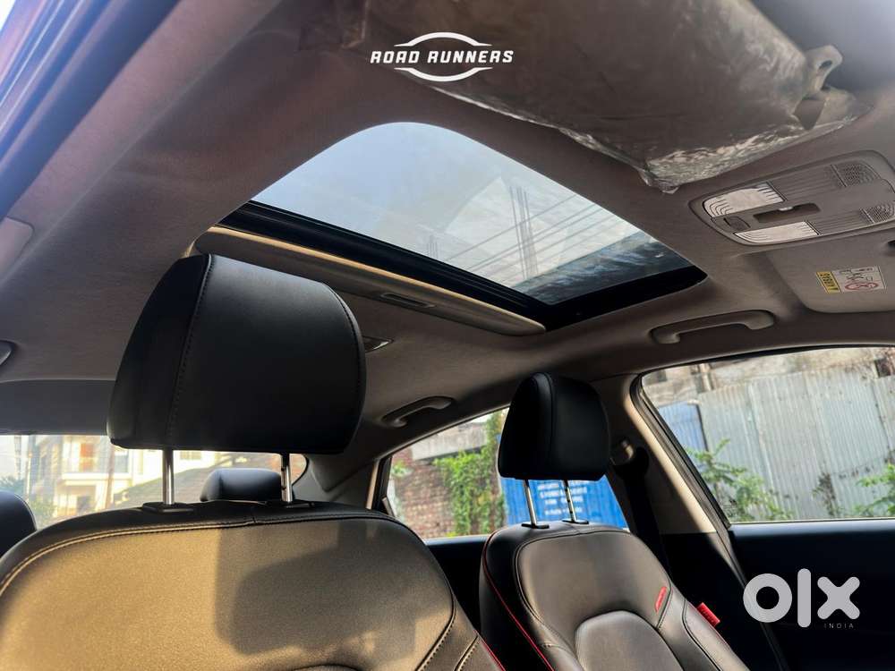 Hyundai Verna Sx (o) 1.5 Turbo Petrol Dct, 2024, Petrol