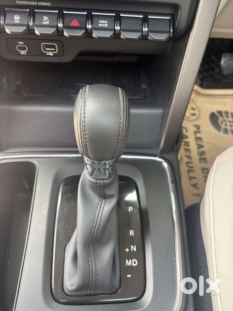 Mahindra Thar Roxx Mx5 Petrol At 2wd, 2025, Petrol