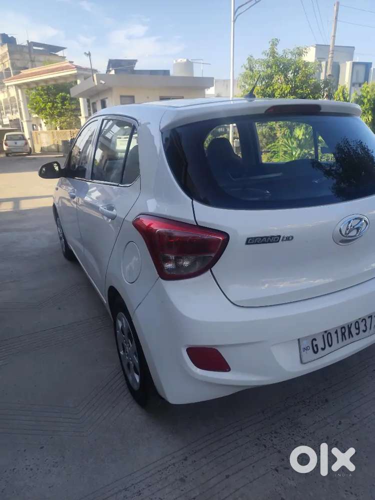 I 10 Grand Meghana.2kyes.vimo Chalu