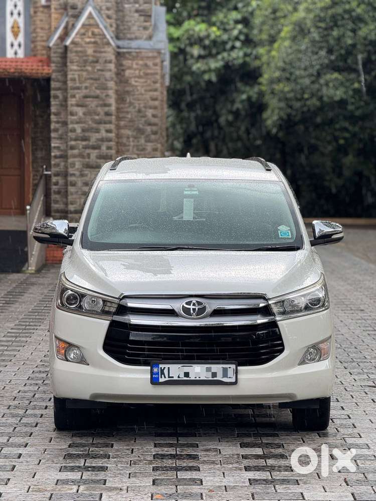 Toyota Innova Crysta 2.4 Z 7 Str, 2016, Diesel