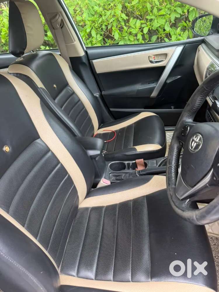 Toyota Corolla Altis 2015