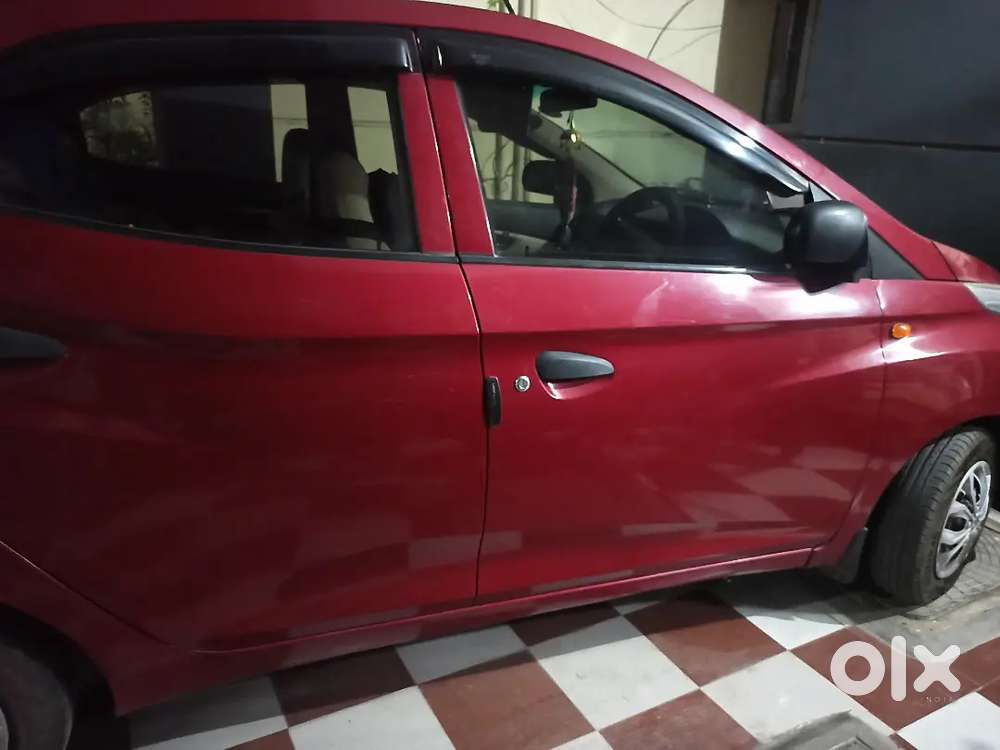 Hyundai Eon 2015 Petrol 68200 Km Driven