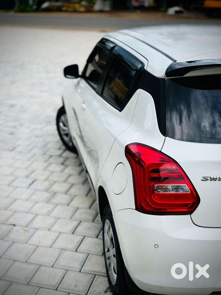 Maruti Suzuki Swift Vvt Vxi, 2022, Petrol