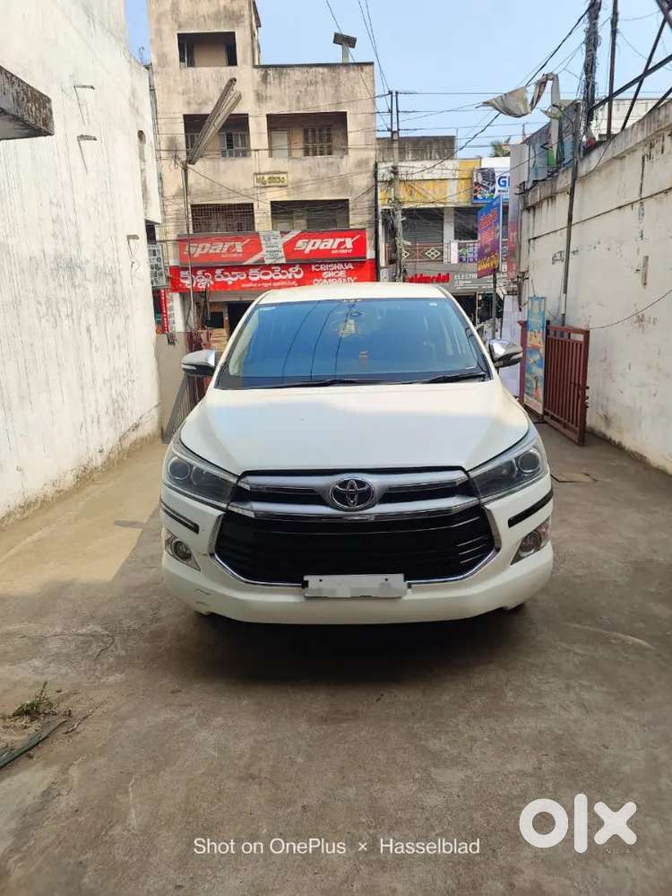 Toyota Innova Crysta