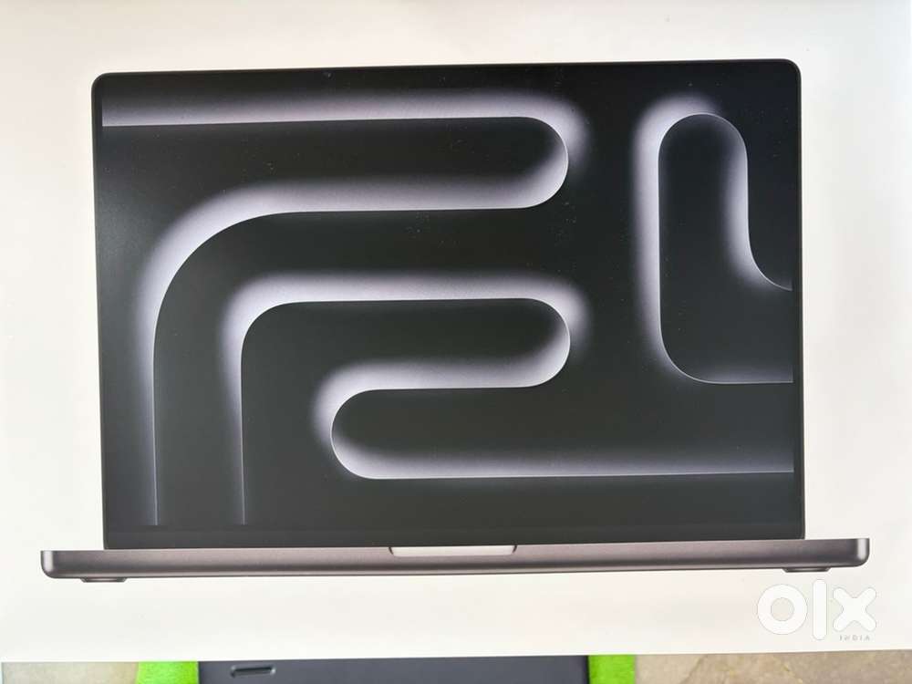 MacBook pro M5 pro sealed box