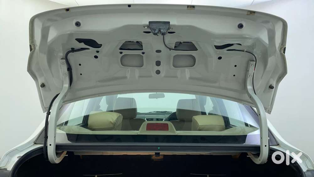 Maruti Suzuki Swift Dzire 1.3 Vxi, 2013, Petrol