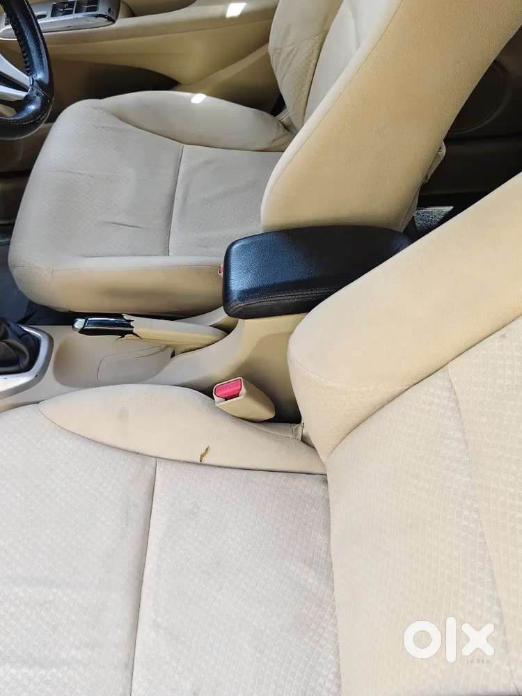 Honda City 2010 Cng & Hybrids 145000 Km Driven