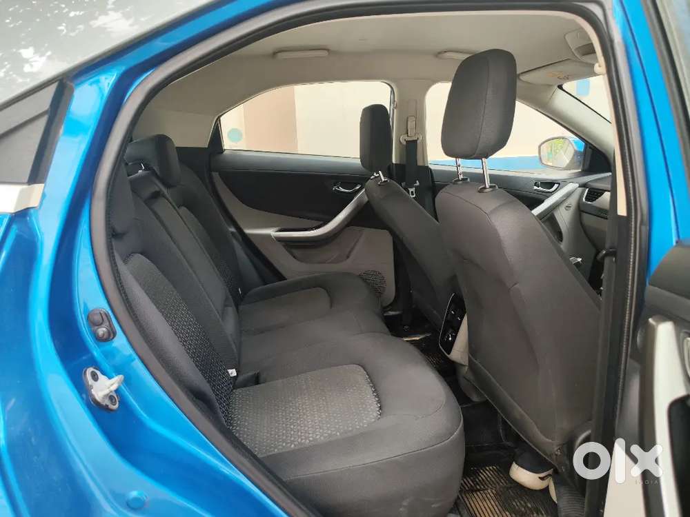 2018 Tata Nexon Xz+ Dual Tone  1st Owner  36,989 Km  New Tyres