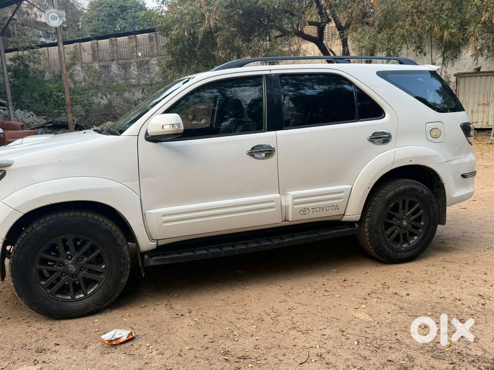 Toyota Fortuner 2015 4x4