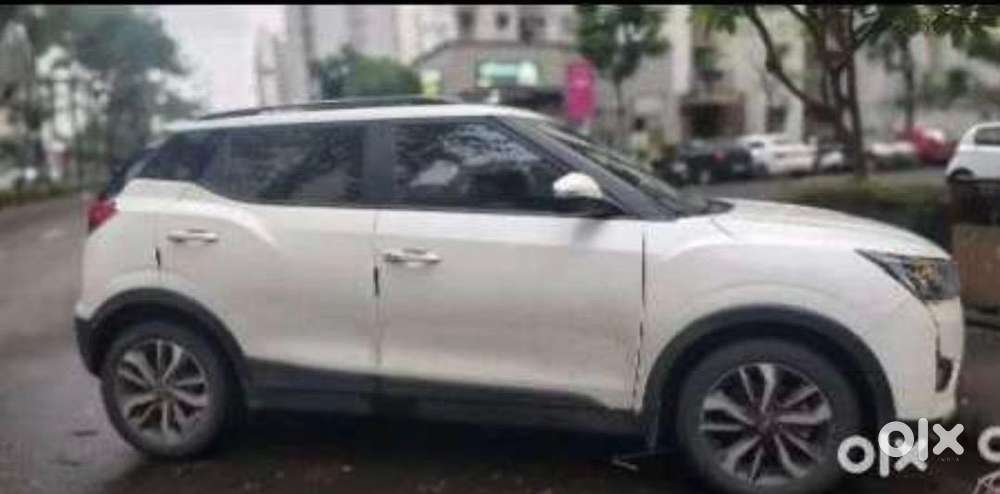 Xuv300 W8 (o) Petrol