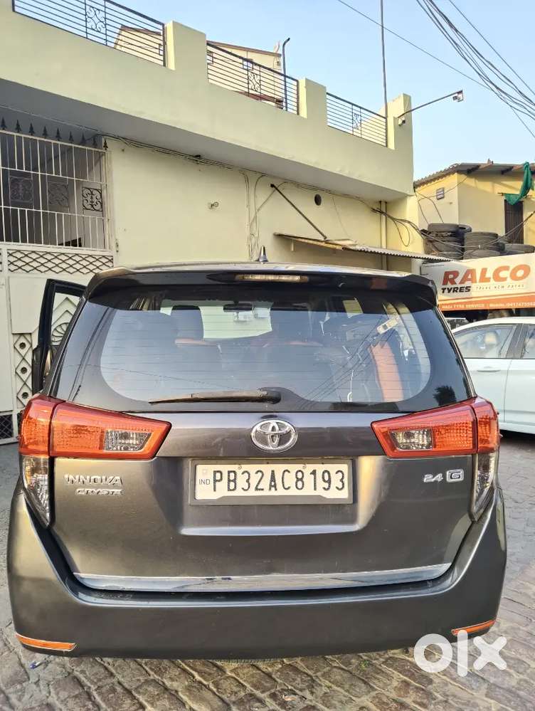 Toyota Innova Hycross 2017 Diesel Car