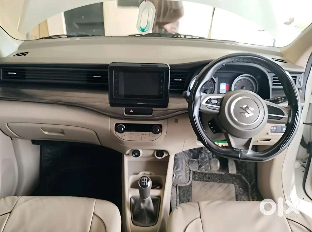 Maruti Suzuki Ertiga Zxi 2024