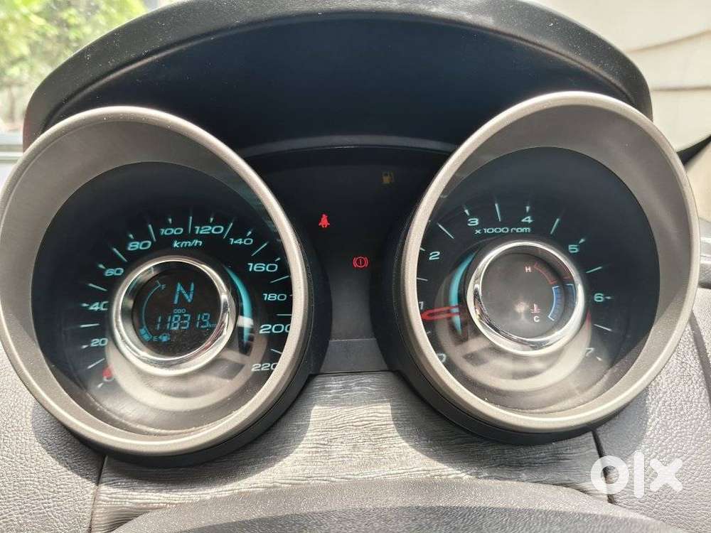 Mahindra Xuv500 W11 Option Awd, 2021, Diesel