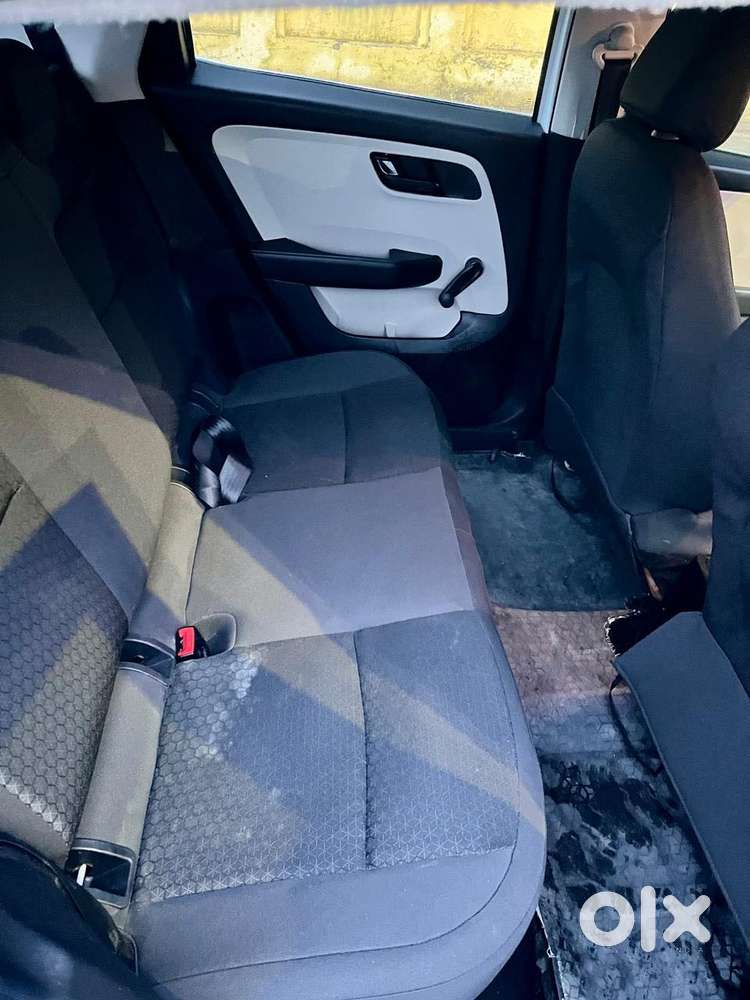 Tata Altroz Xe Petrol, 2021, Petrol
